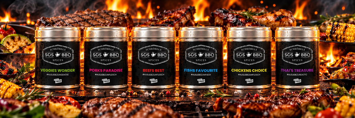Sechs SOS-BBQ-Gewürzdosen von Fräulein Fred vor Grillfeuer